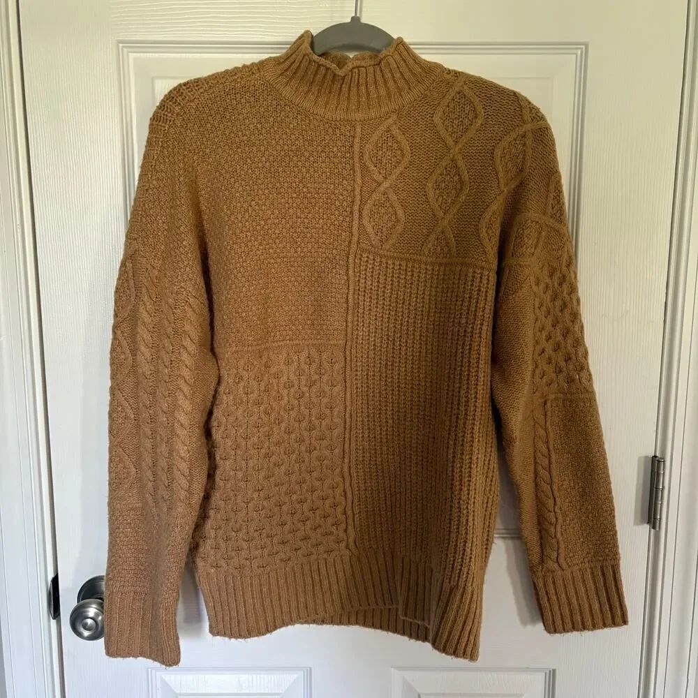 American Eagle Abstract Textured Knit Turtleneck Sweater Tan Small